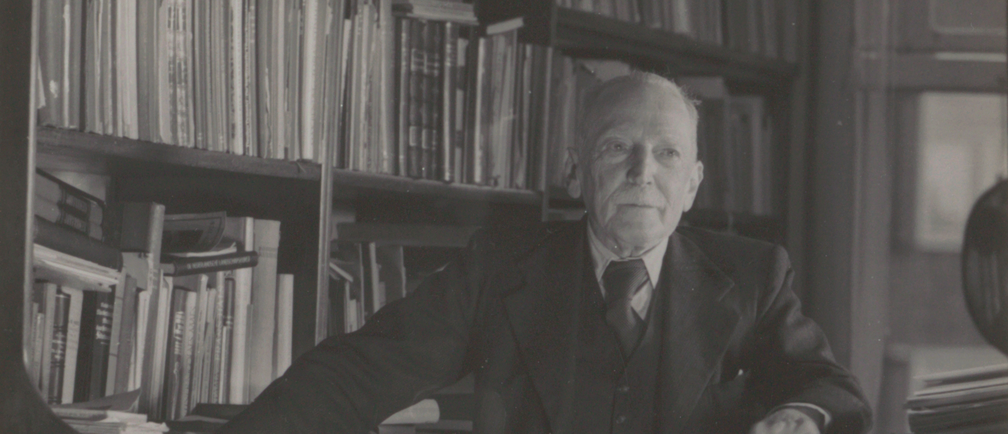 RKD acquires former desk of Max J. Friedländer RKD Netherlands