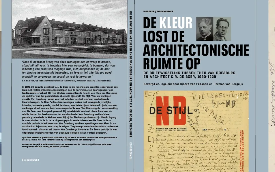  De kleur lost de architectonische ruimte op
