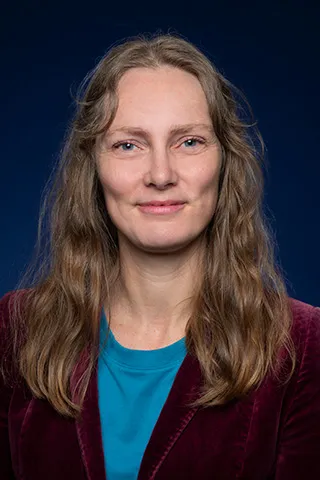 Lynne van Rhijn